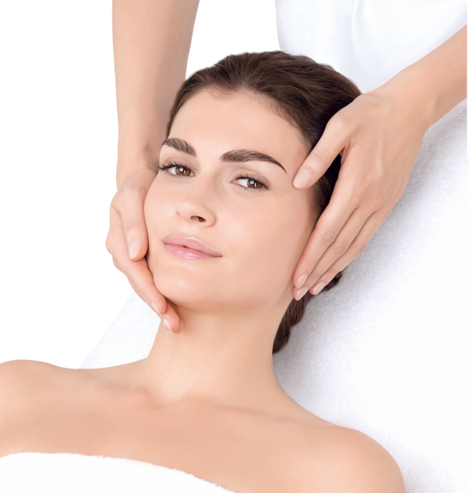 Guinot Hydradermie Behandlung zeigt wiede beiden Elektroden über das Gesicht geführt werden