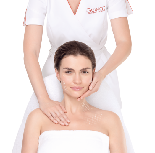 Guinot Hydradermie Behandlung zeigt wiede beiden Elektroden über das Gesicht geführt werden